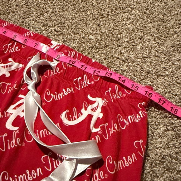 University of Alabama Crimson Tide Logo sleep or lounge pants (L) - EUC! - Picture 4 of 8
